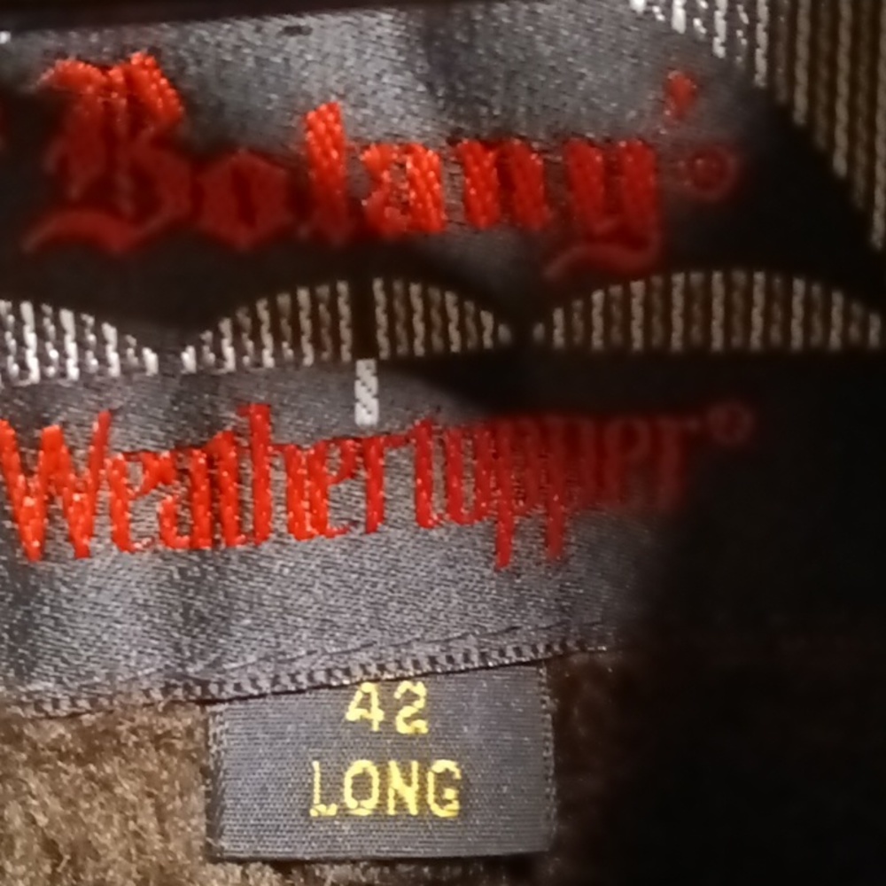 Botany Weathertopper tan/khaki trench coat cuff and shoulder straps Size 42L